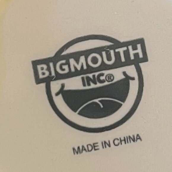 BIG MOUTH.Hand Grenade Shaped COMPLAINT DEPARTMENT "Take a Number" Novelty Mug - Picture 12 of 12